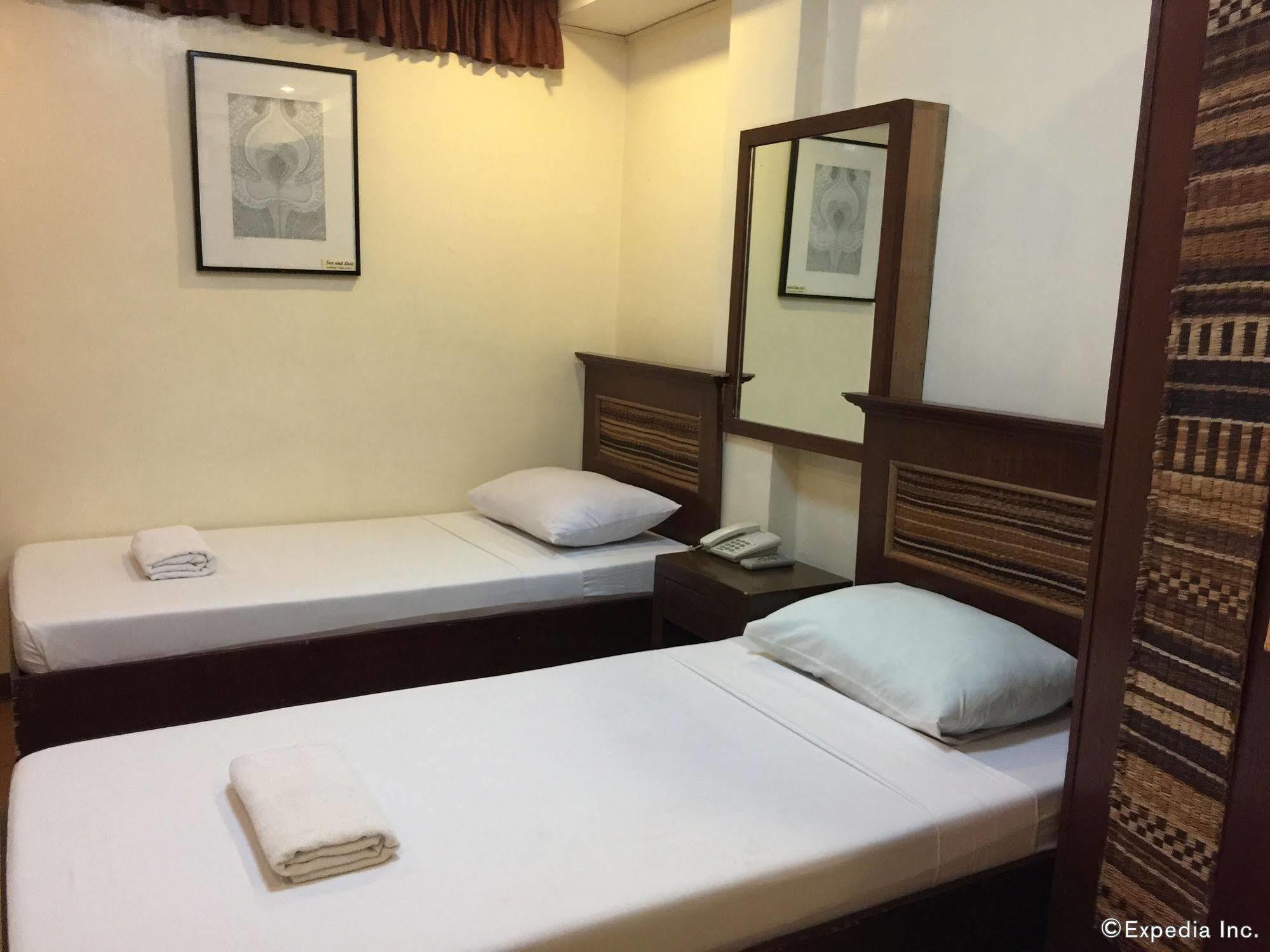 ดารันเดย์ มานอร์ Hotel ตักบีลารัน ซิตี ภายนอก รูปภาพ